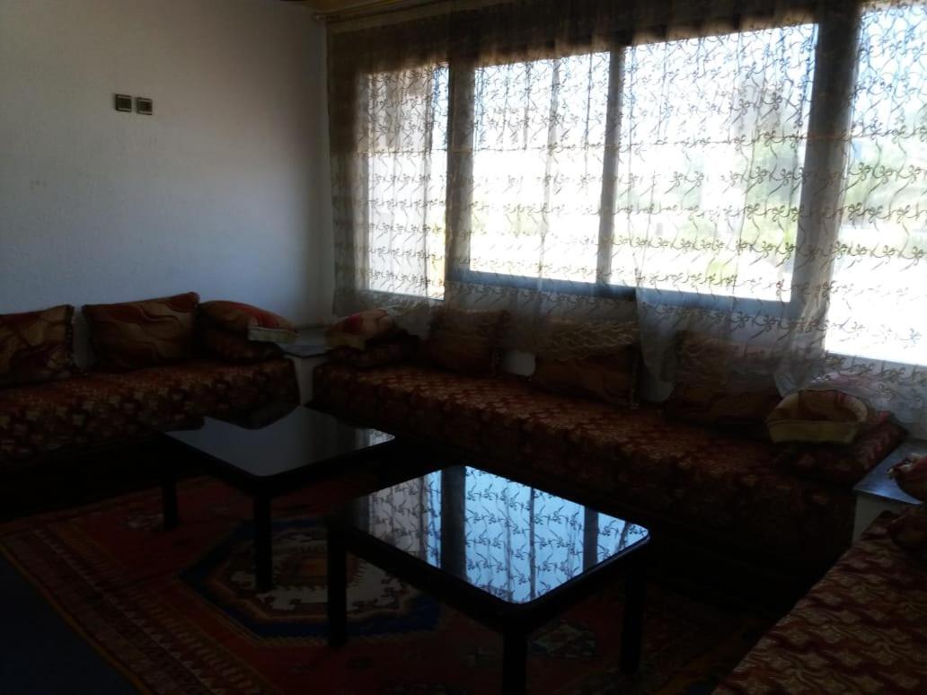 Hotel Choumis Haj Messaoud ลารัช ภายนอก รูปภาพ
